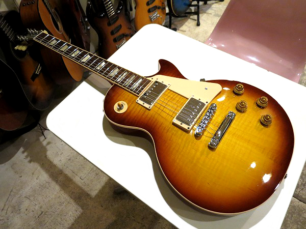 gibsonlespaultraditional (15).jpg